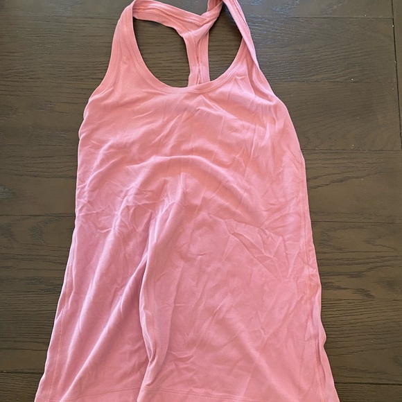 Lululemon tank - Picture 1 of 2